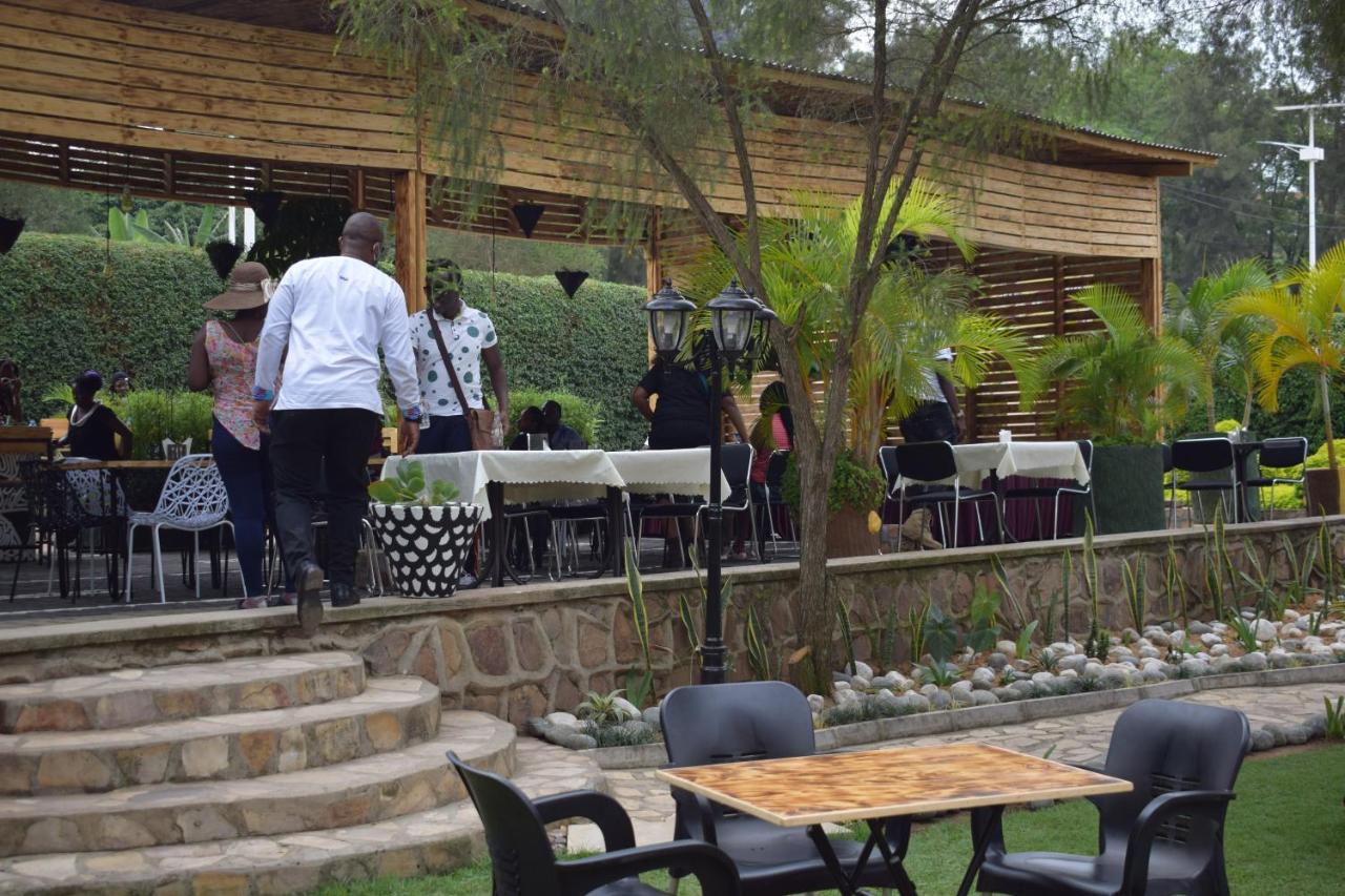 Acacia Hotel Mbarara Nyamitanga Экстерьер фото