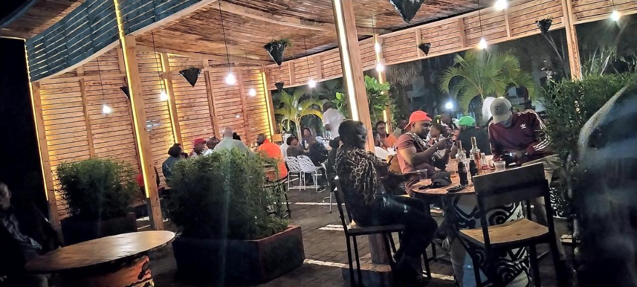 Acacia Hotel Mbarara Nyamitanga Экстерьер фото