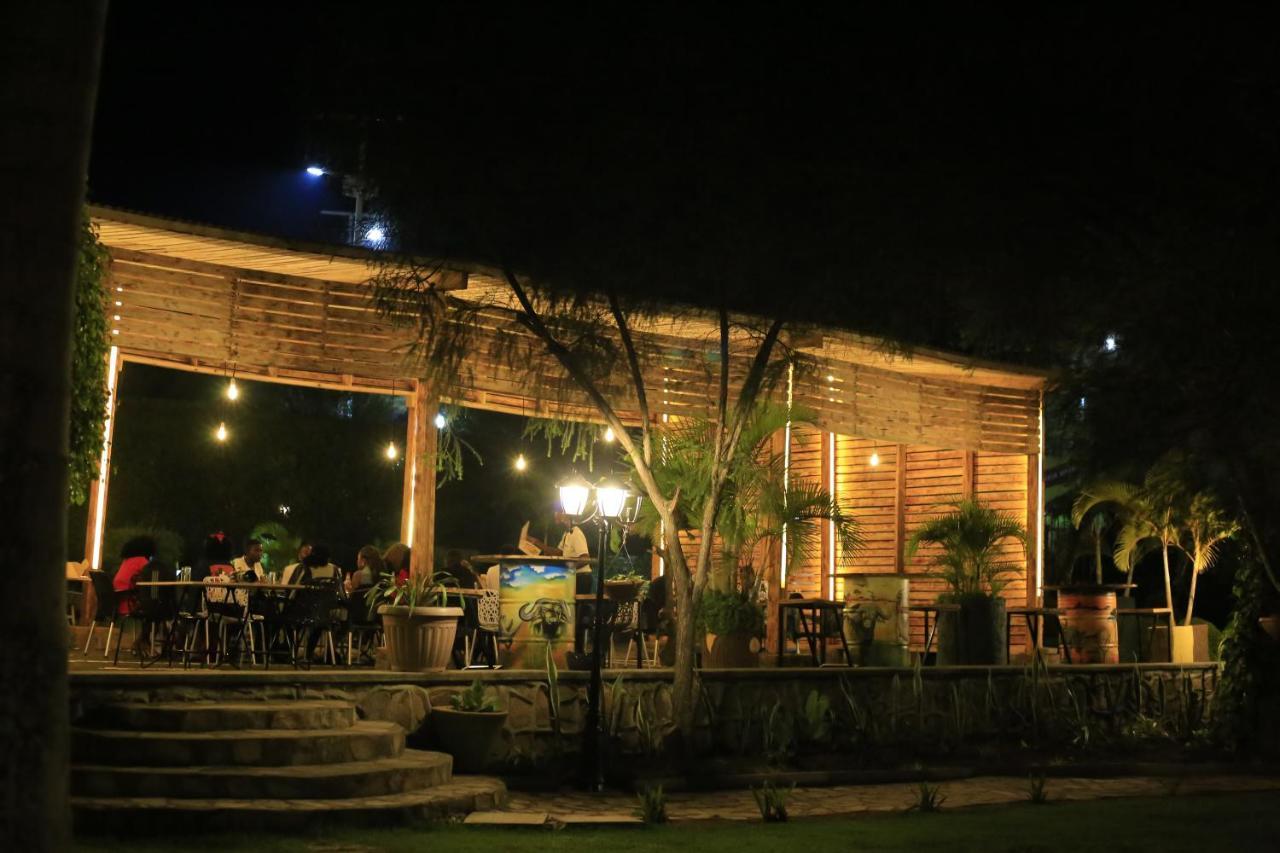 Acacia Hotel Mbarara Nyamitanga Экстерьер фото